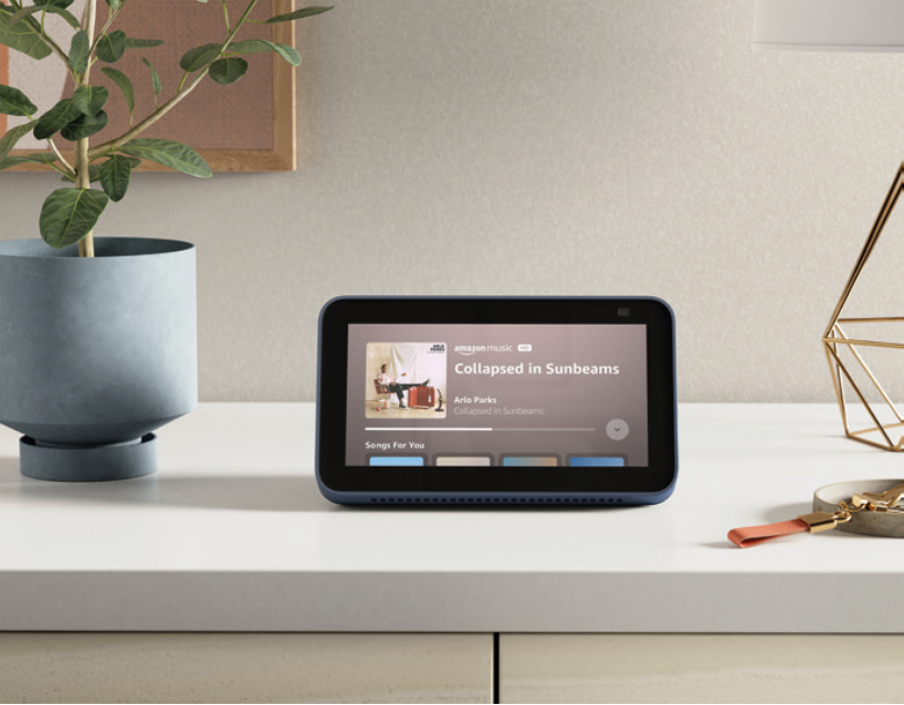 A product image from Amazon of the Amazon Echo Show.